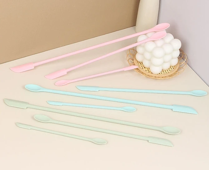 실리콘 뒤집개 내열성 긴 손잡이 양면 스크레이퍼 및 스 - Kitchen Gadgets Under 100 리뷰 및 가격